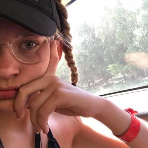 Meet your Posher, Ivy